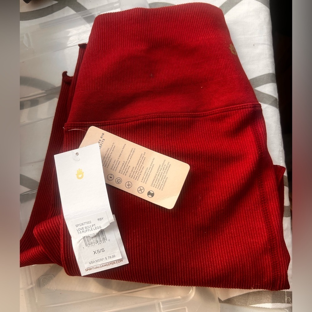 New with tags Spiritual Gangster Zen Ribbed High Waist red orange Legging xs/s